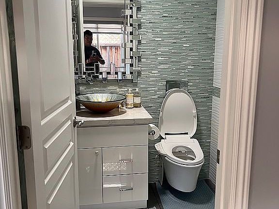 5th image of 2394 Peachtree Ln