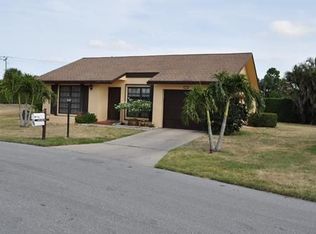 6400 Lakemont Cir, Greenacres, FL 33463