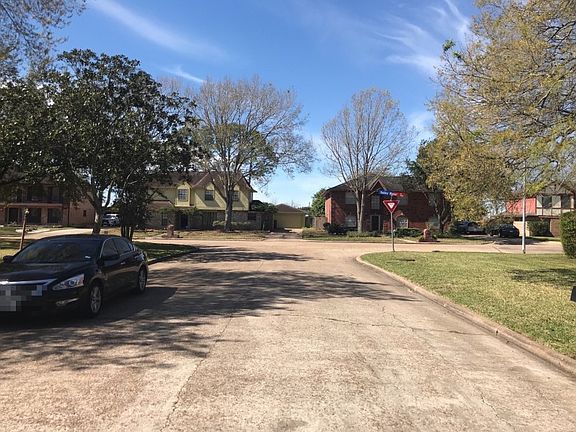 5th image of 2350 River Valley Dr