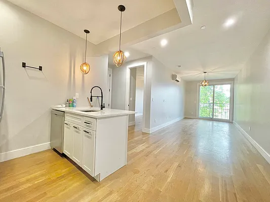 Rented by Doorway NYC, LLC | media 4