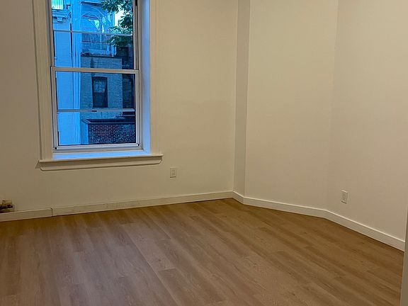 5th image of 241 E 14th St APT 4B