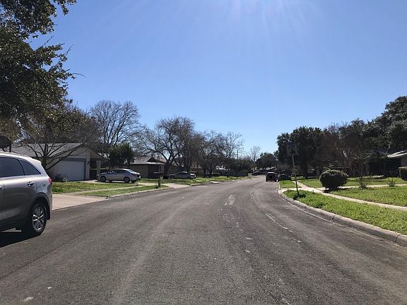 5th image of 8731 Tamarisk St