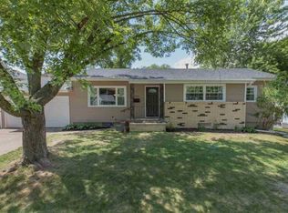 2700 34th Avenue Ct, Rock Island, IL