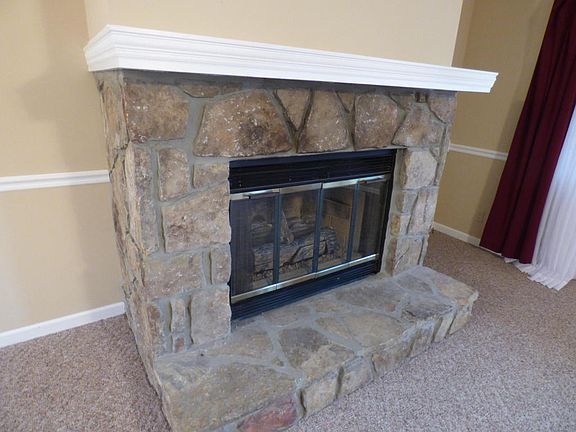 5th image of 170 Snead Dr