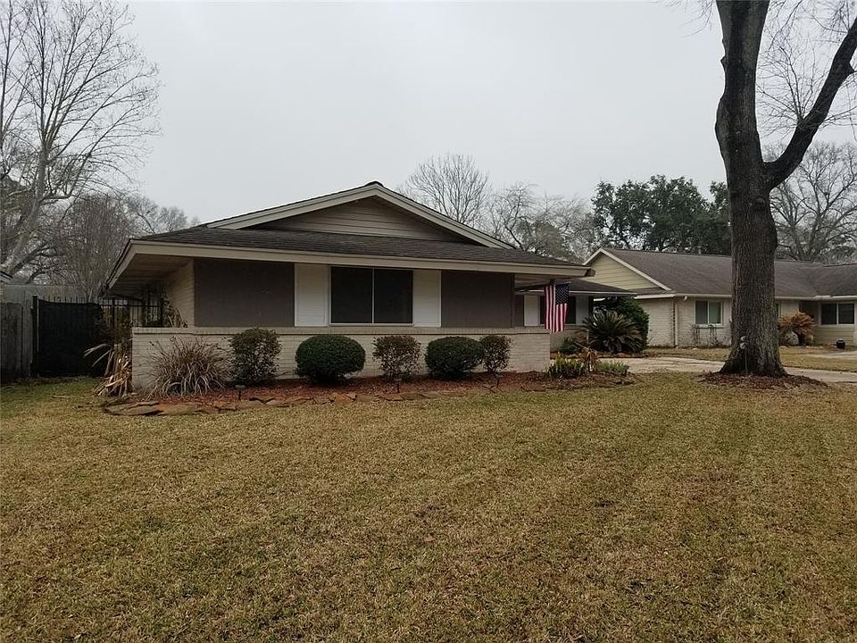 1st image of 1915 Huntress Ln