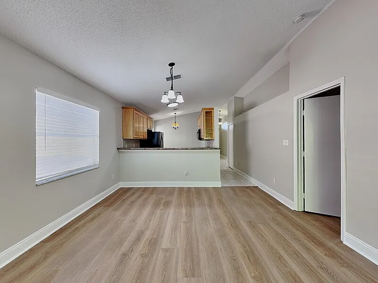 118 Sundance Ct — Photo 3