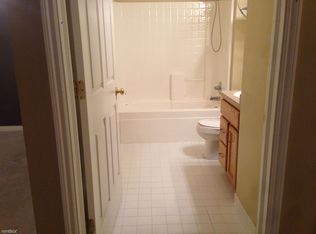 544 Constitution St, Canton, MI 48188