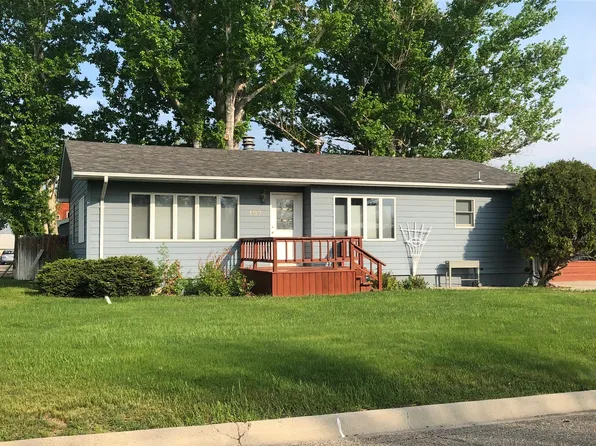 102 N Delaware St, Conrad, MT 59425