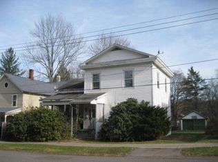 8 3rd St, Deposit, NY 13754