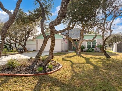 4 Circle Lake Dr, Rockport, TX, 78382