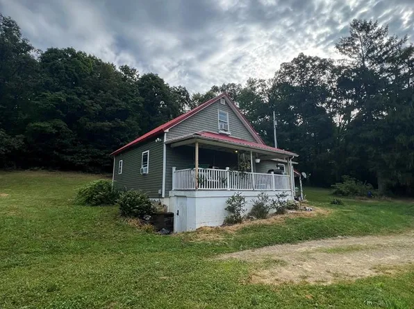 2261 Keely Rd, Franklin, PA 16323