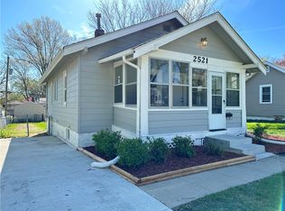 2521 36th St, Des Moines, IA 50310