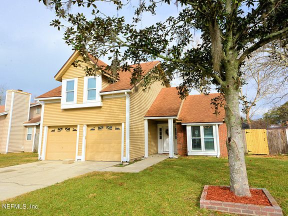 2nd image of 12745 Serenade Cir S