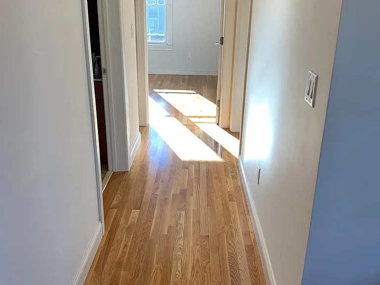 181 Cedar St — Photo 16