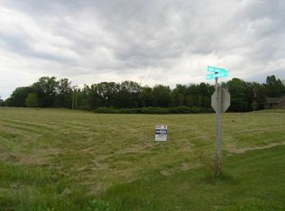 6240 Sturgeon Bay Rd, Luxemburg, WI 54217