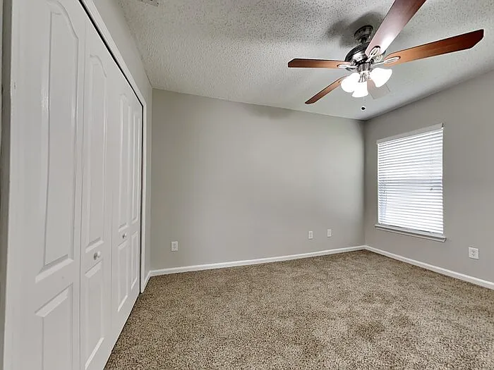 6463 Silk Leaf Ln — Photo 16