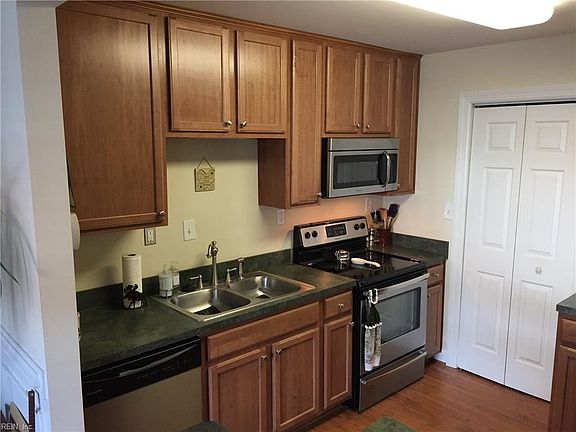 2nd image of 8535 Tidewater Dr APT C