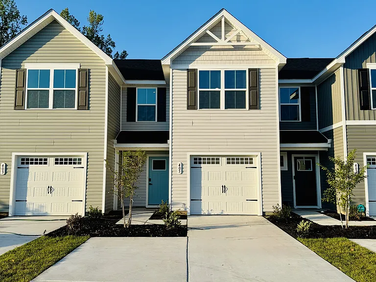 405 Myrtle Meadows Dr #1 — Photo 1