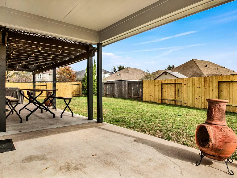15314 Hazen Point Dr — Photo 5