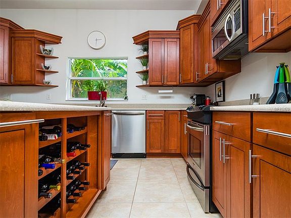 5th image of 4427 Waltham Dr