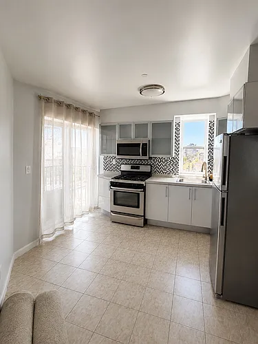 3364 Guider Ave #5 Photo 1