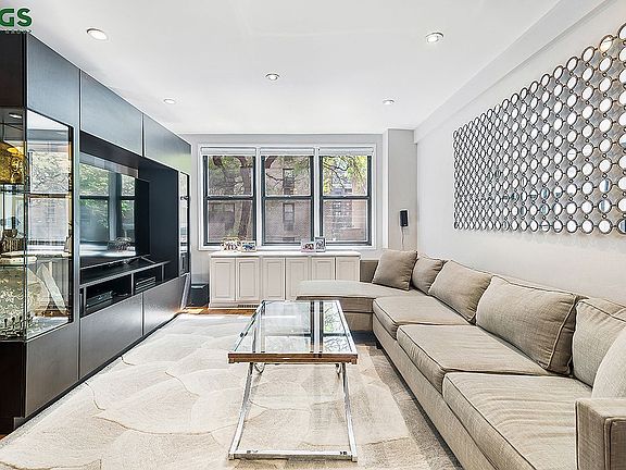 2nd image of 241 E 76th St APT 2D