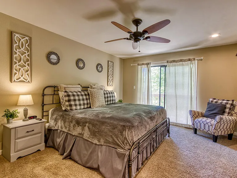3708 Harris Mountain Way — Photo 22