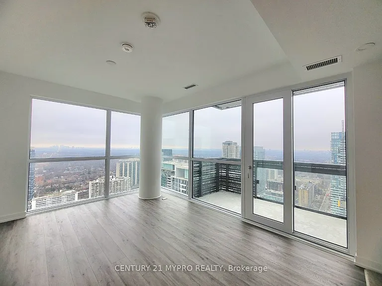 39 Roehampton Ave #3409 — Photo 7