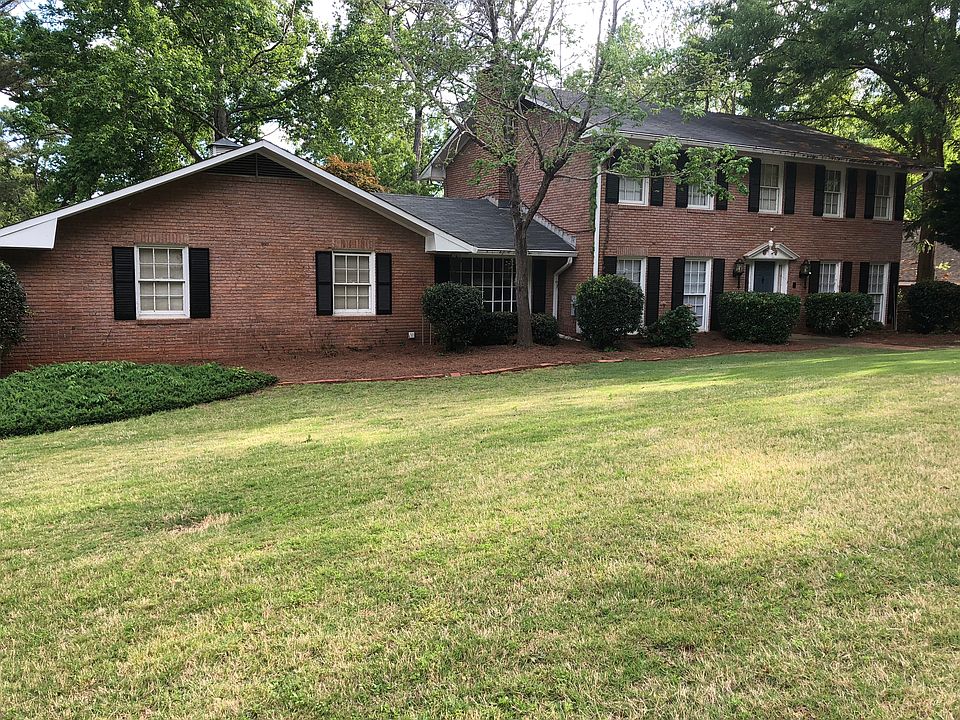 Roadside view of front 