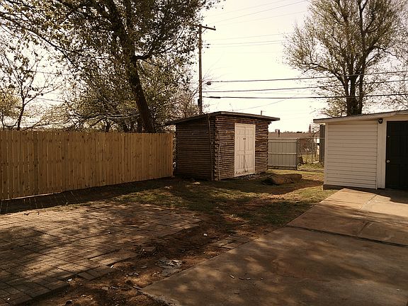 4th image of 2226 NW 42nd St