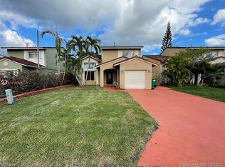 10223 SW 156th Ave, Miami, FL 33196