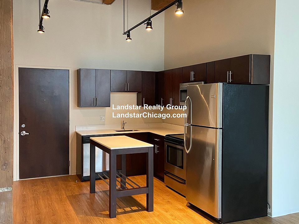 1st image of 125 E 21st St APT 302