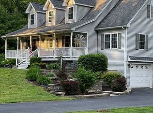 119 Morgan St, Granby, MA 01033