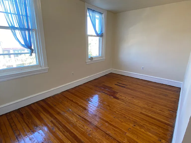 215 S 46th St #3FR — Photo 3