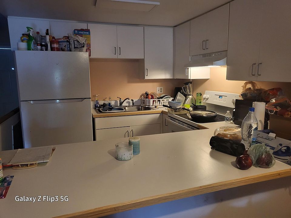 1st image of 35 Village Dr #35
