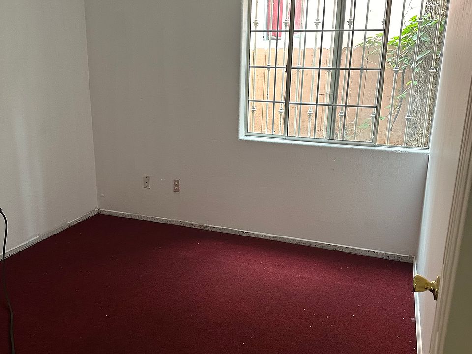 2nd image of 3607 Adair St #D