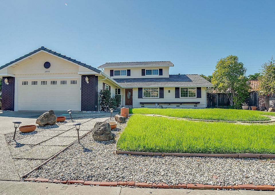 1st image of 3993 Forestwood Dr
