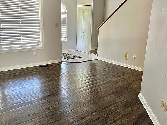 3rd image of 3140 Harlequin Ln
