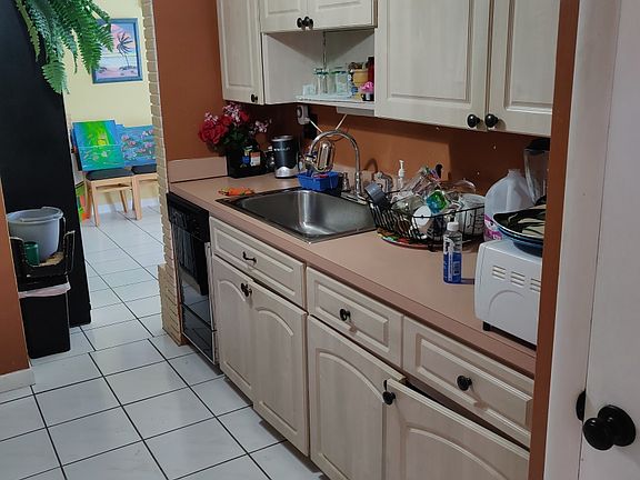 3rd image of 1155 Wild Rose Dr NE