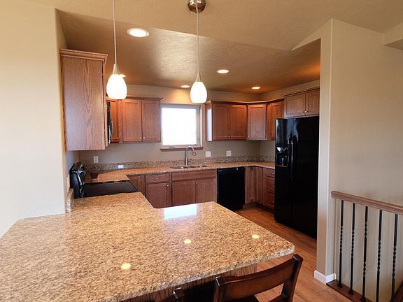 4th image of 2801 Delia Ln