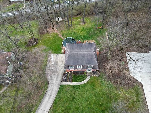 2nd image of 5393 Peach Dr