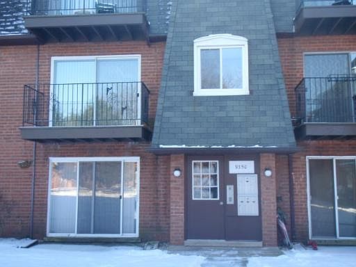 1st image of 9350 N Bay Colony Dr #1E