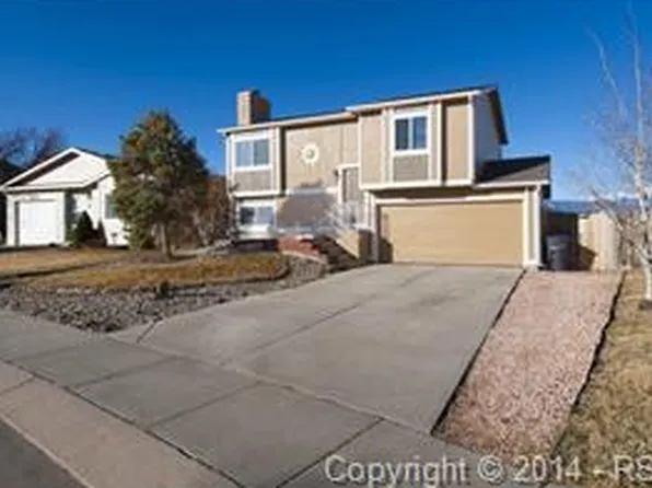 6298 Chantilly Pl, Colorado Springs, CO 80922