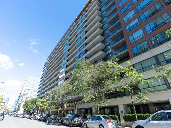 111 Elizabeth St #627, Toronto, ON M5G 1P7