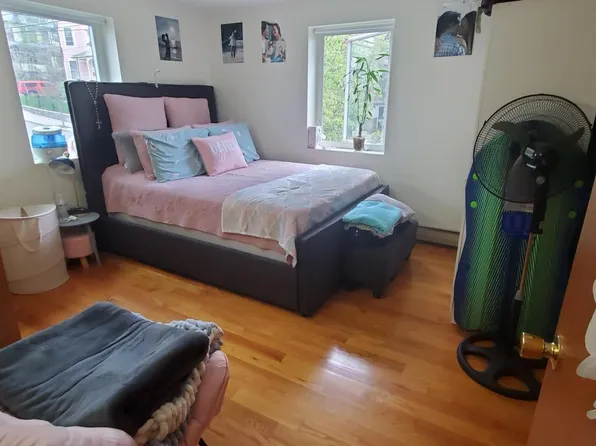 4 Aldersey St APT 3, Somerville, MA 02143