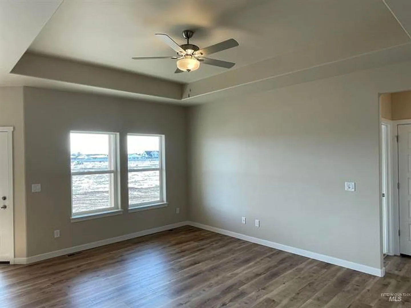 Spacious 4 bed/2 bath Rental with 2-Car Garage, Kimberly Idaho! — Photo 4