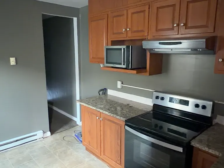 1035 N 10th St #2 — Photo 3