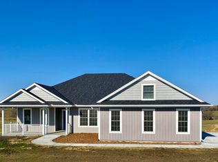 27353 Rolling Hills Dr, Maryville, MO 64468
