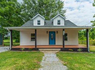 1959 Thatchers Mill Rd, Paris, KY 40361