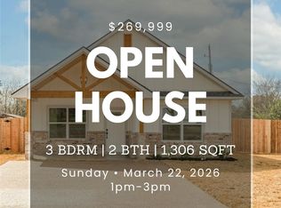 209 Lock Ln, Bryan, TX 77803